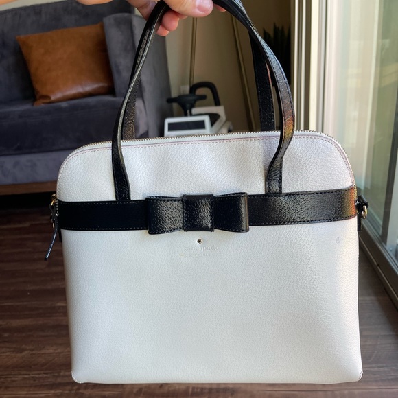 Kate spade♠️♥️👜kirk park - Picture 2 of 8